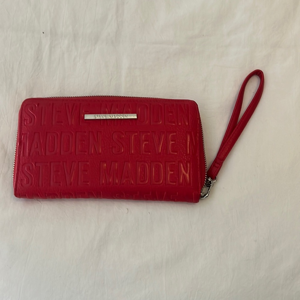 Steve Madden wallet, red